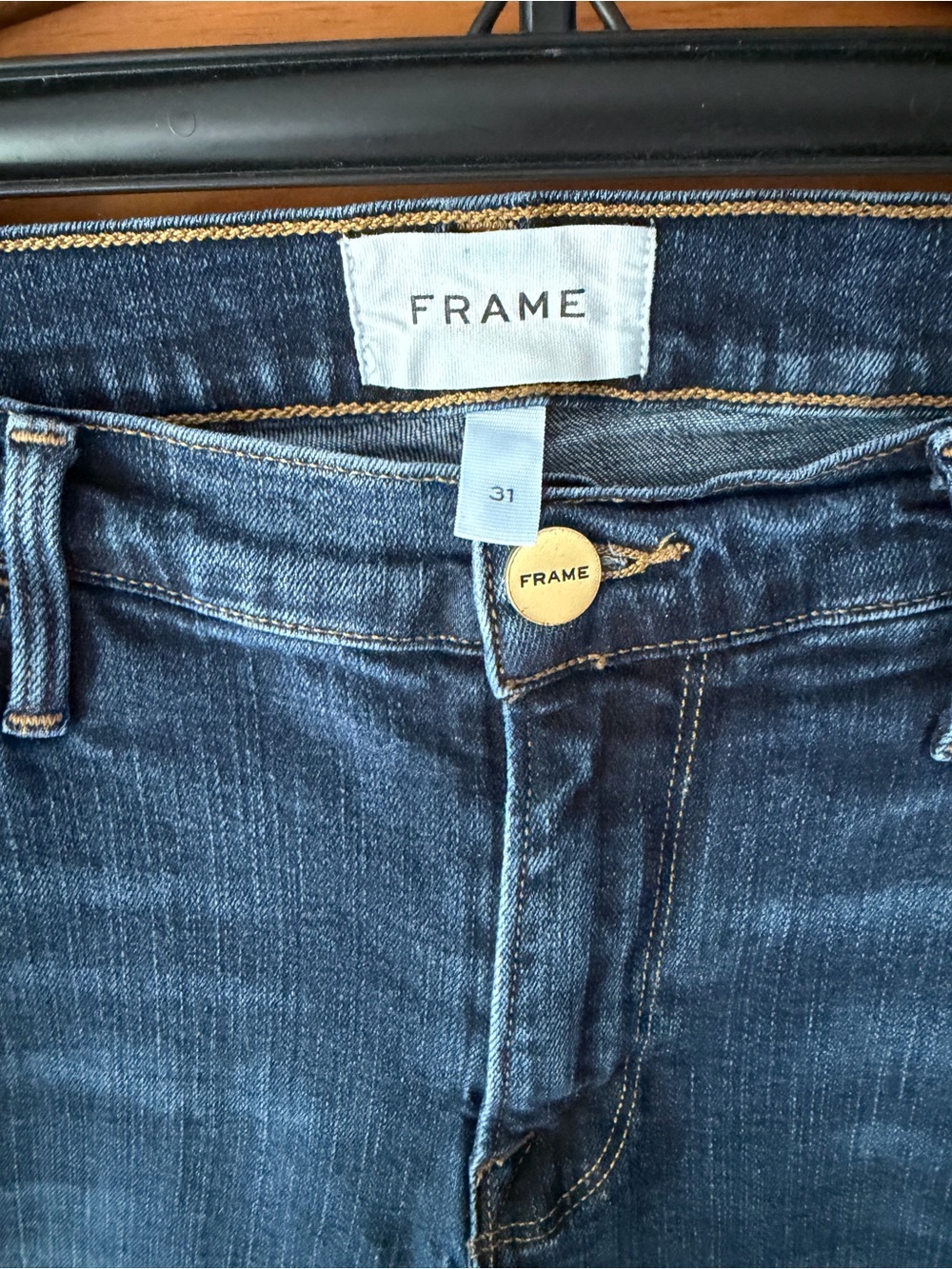 Frame Denim Skinny Leg Jeans in Dark Blue Size 31